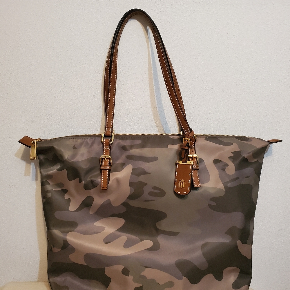 Tommy HIlfiger camo tote.